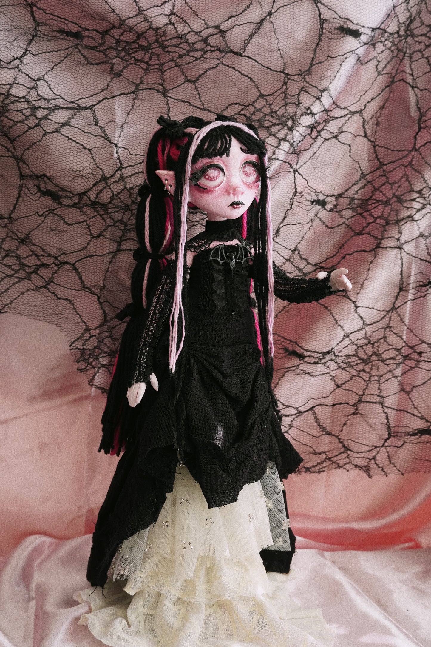 Draculaura Doll