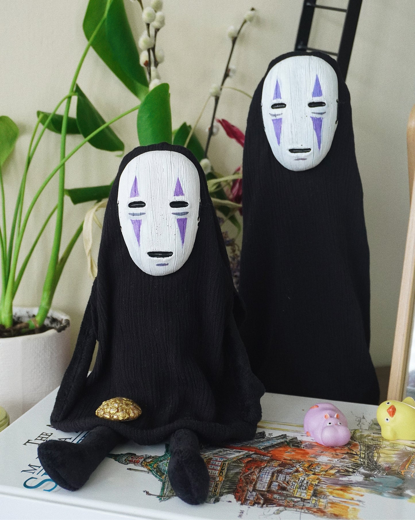 No Face doll