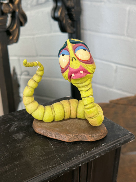 Maggot Statue (broken!)