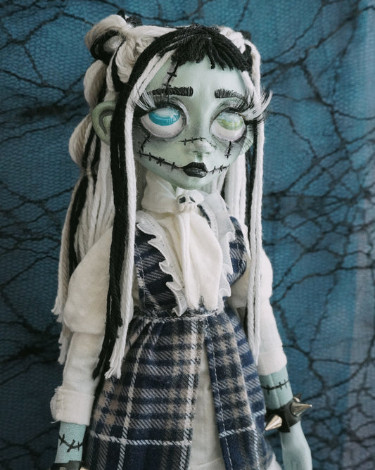 Frankie Art Doll