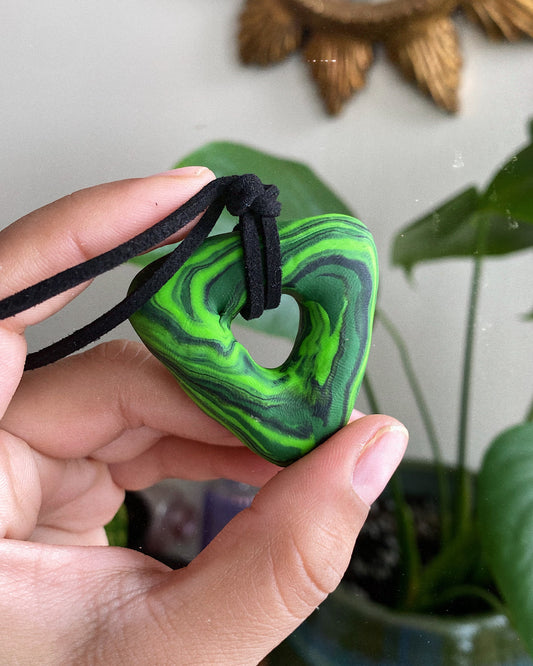 Piedra de visión esculpida